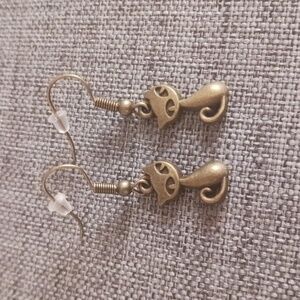Brand New Nickel-free Cat Earrings Dark Gold or Brass Color - New Item (1.25")